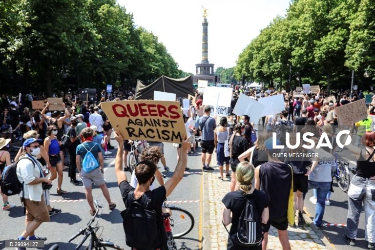 Alemanha: Manifestação do movimento "Black Lives Matter" em Berlim