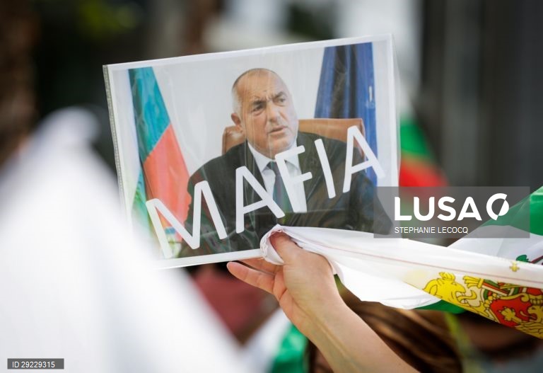 Protesto contra o governo búlgaro em Bruxelas
