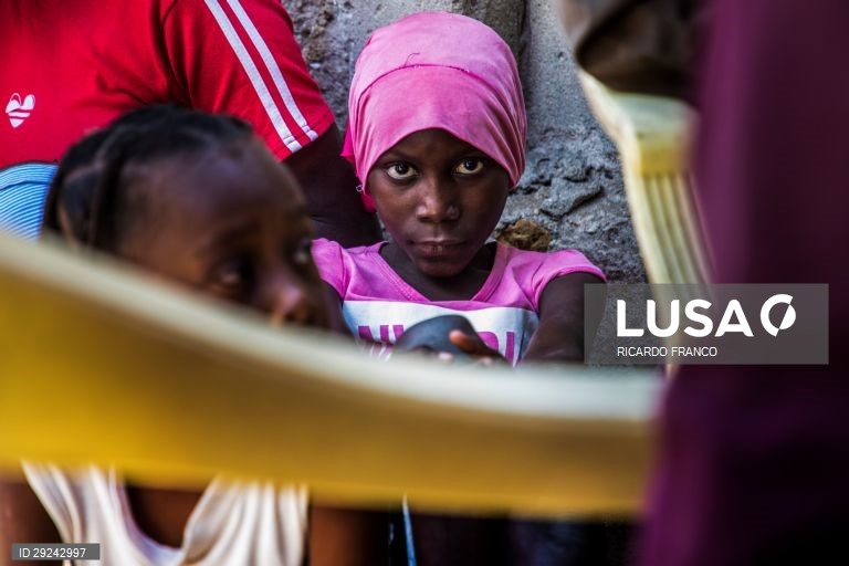 Moçambique/Ataques: há dias em que só há fome para partilhar ao relento