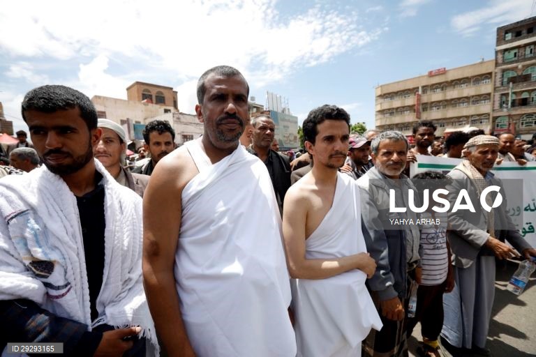 Iémen: Protesto contra a proibição da peregrinação a Meca