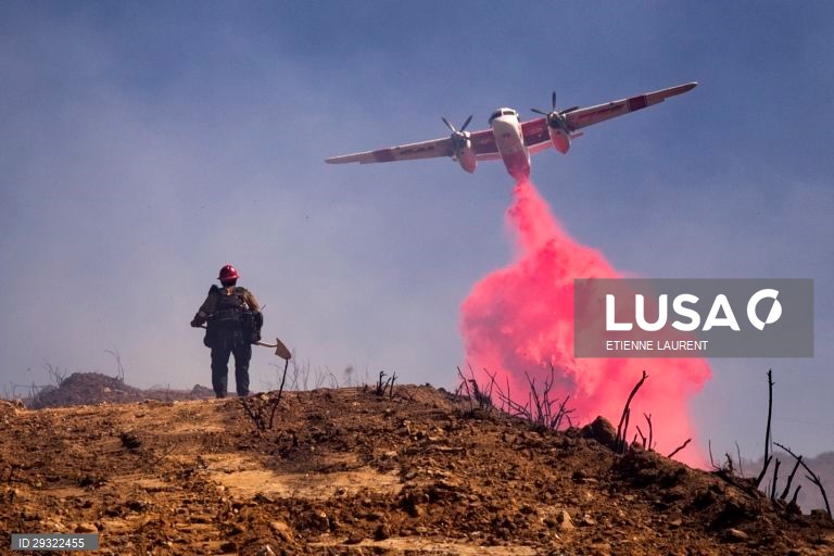Incêndio em Santa Clarita, Califórnia