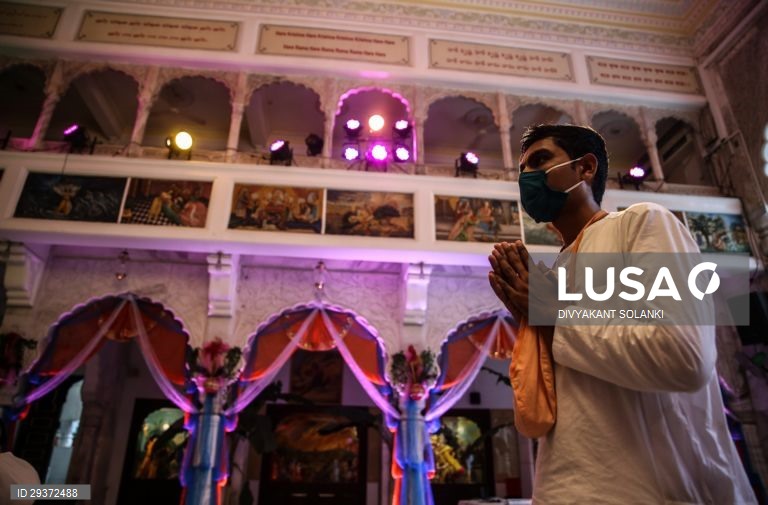 Índia: Celebrações do aniversário de Krishna