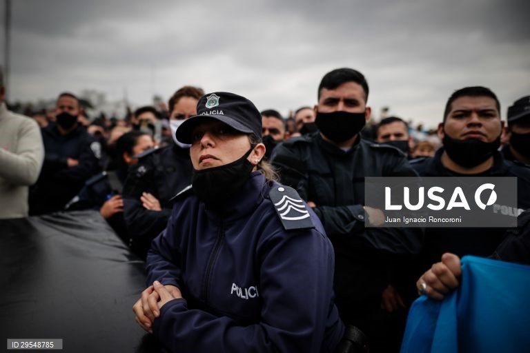 Argentina: Protesto de polícias por melhores salários