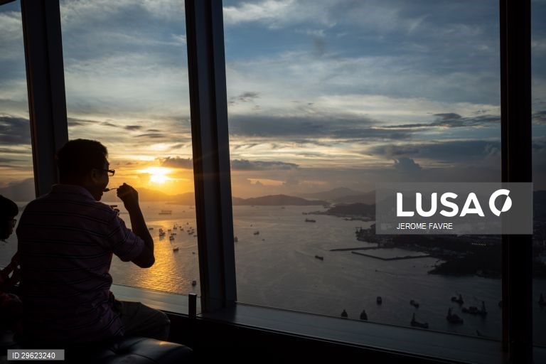 Sky100 Observation Deck em Hong Kong