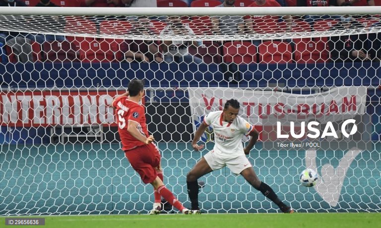 Futebol: Supertaça Europeia - Bayern Munique vs Sevilha