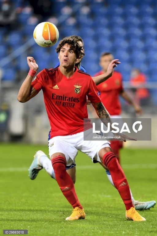 Lech Poznan vs SL Benfica