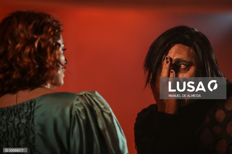 Teatro: Ensaio de imprensa da peça "Ricardo III"