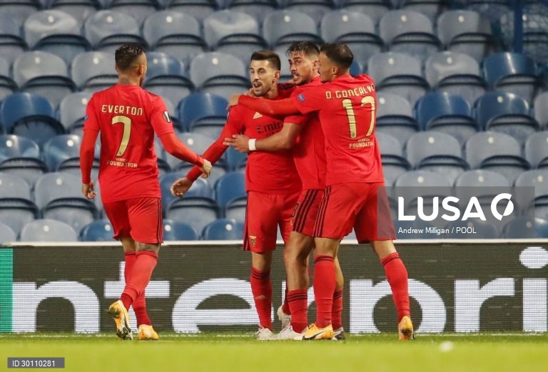 Liga Europa: Glasgow Rangers vs Benfica
