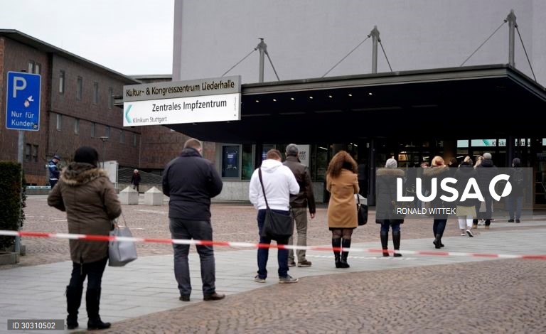 Covid-19: Início da vacinação em Estugarda