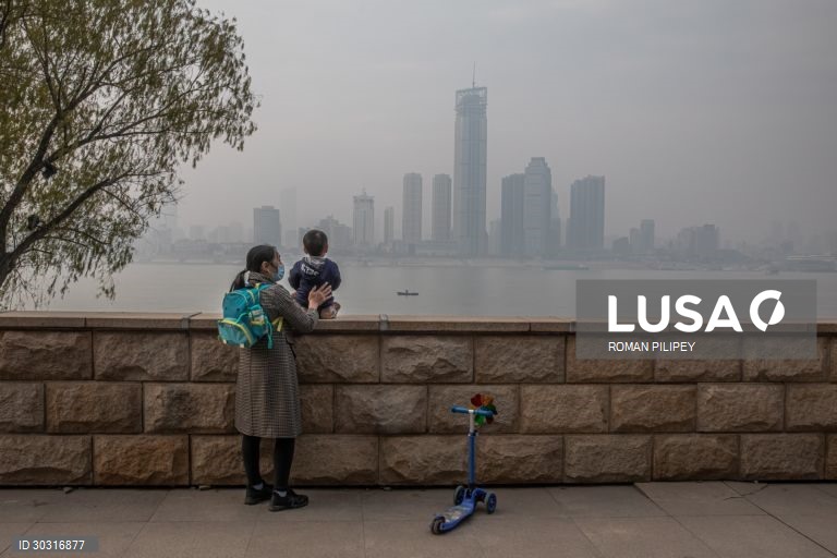 A vida em Wuhan está a voltar ao normal