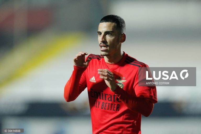 Futebol: Benfica vence o Estrela da Amadora, por 4-0, em jogo dos oitavos de final da Taça de Portugal