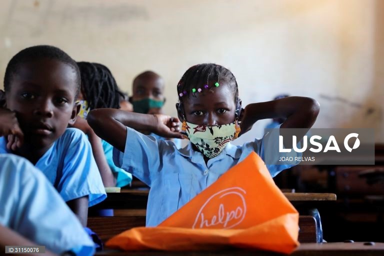 Moçambique: Escola primária Mahate em Pemba, Cabo Delgado