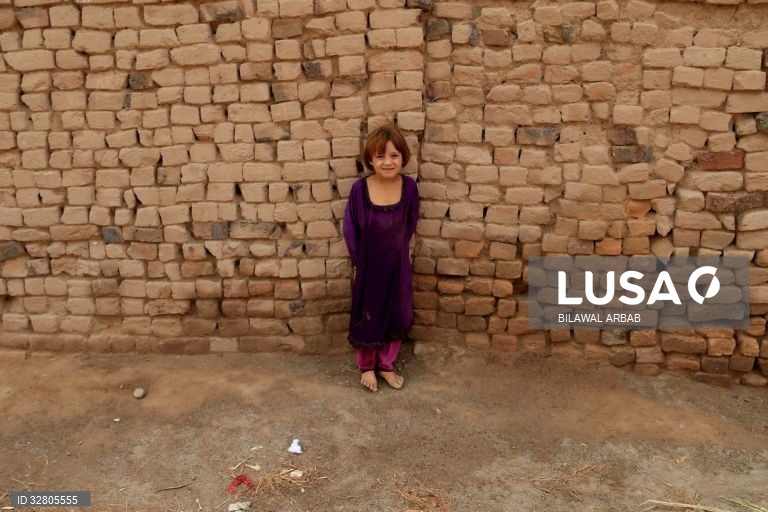 Paquistão: Refugiados afegãos em Peshawar