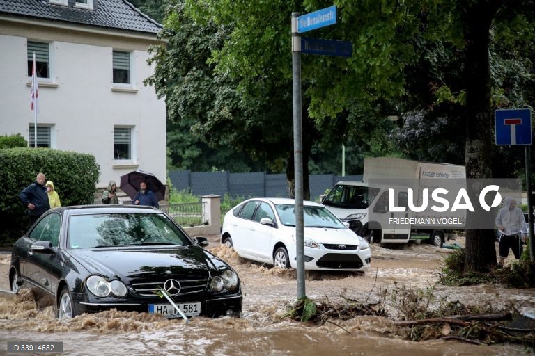 Chuva forte atinge a Renânia do Norte-Vestefália
