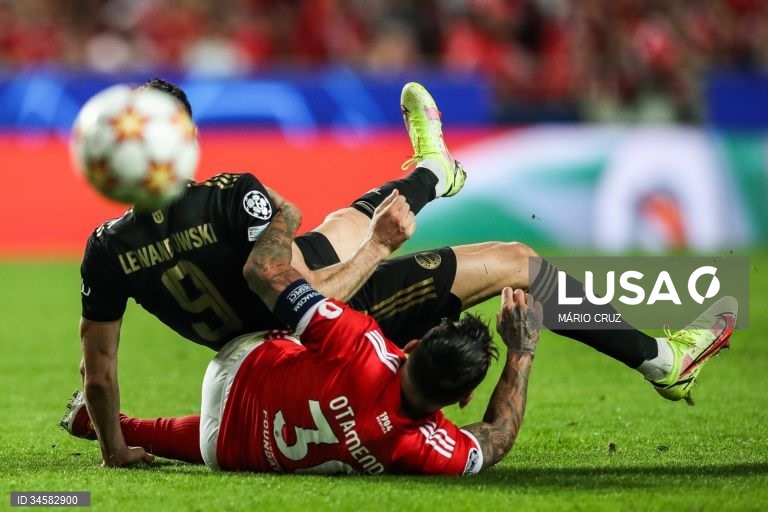 Benfica perde com Bayern Munique por 4-0 em jogo da Liga dos Campeões de futebol