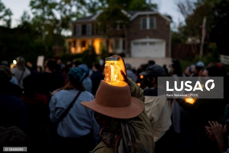 EUA: Protesto de ativistas do direito ao aborto em Alexandria, Virginia
