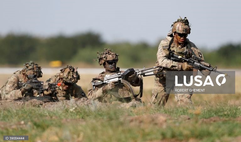 Roménia: Exercícios militares da 101ª Divisão Americana 