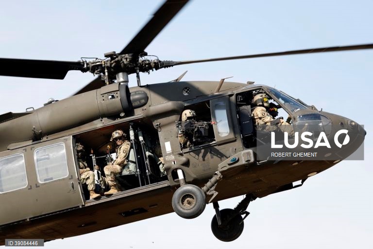 Roménia: Exercícios militares da 101ª Divisão Americana 