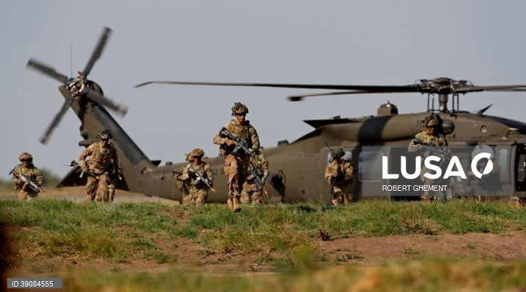 Roménia: Exercícios militares da 101ª Divisão Americana 