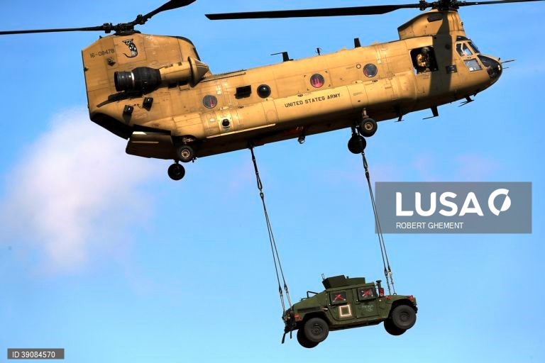 Roménia: Exercícios militares da 101ª Divisão Americana 