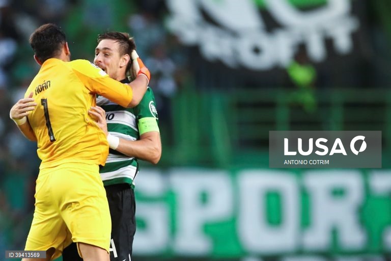 Sporting vence Tottenham, por 2-0, em jogo da Liga dos Campeões de futebol