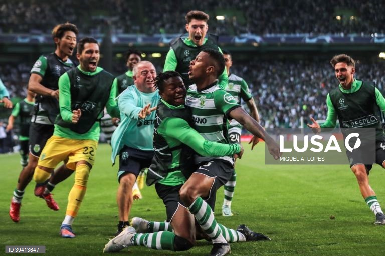 Sporting vence Tottenham, por 2-0, em jogo da Liga dos Campeões de futebol