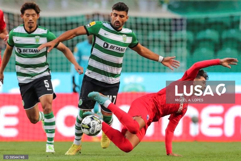 Sporting vence Gil Vicente por 3-1 em jogo da I Liga portuguesa de futebol