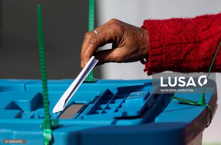 Eleições gerais no Nepal.
