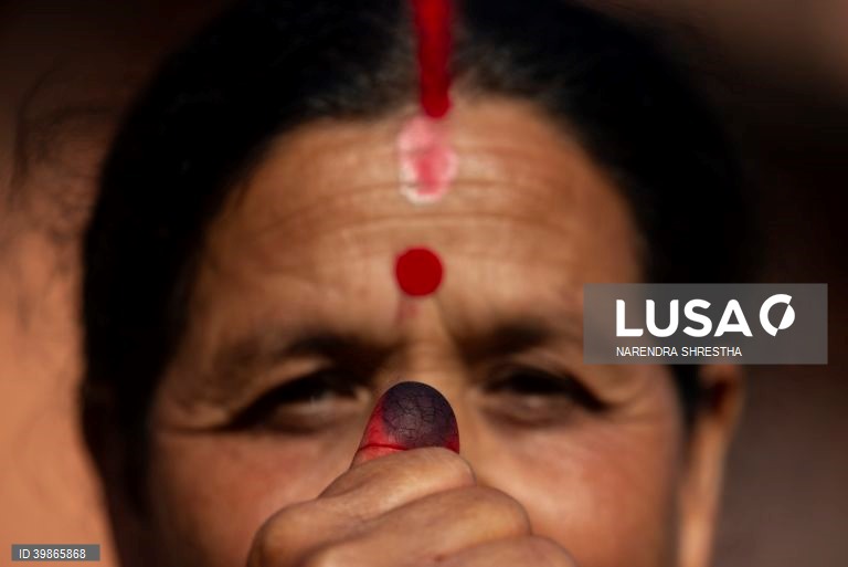 Eleições gerais no Nepal.
