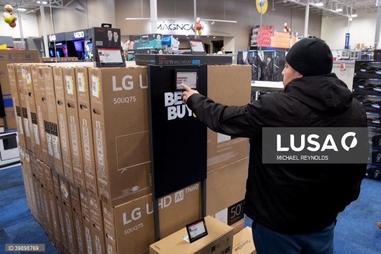 "Black Friday" na última sexta-feira de novembro, inaugura o período de compras de Natal com grandes descontos 