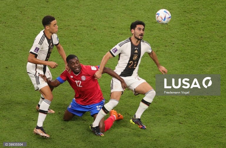 A Alemanha despediu-se do Mundial no Qatar mesmo tendo vencido por 4-2 a Costa Rica, em jogo da terceira jornada do Grupo E. Os alemães terminam esta primeira fase com os mesmos pontos da Espanha, mas ficaram em desvantagem no desempate entre golos marcados e sofridos.