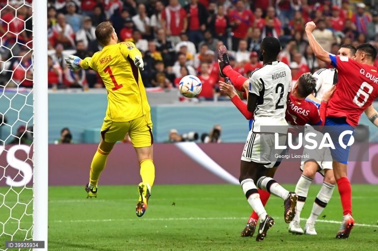 A Alemanha despediu-se do Mundial no Qatar mesmo tendo vencido por 4-2 a Costa Rica, em jogo da terceira jornada do Grupo E. Os alemães terminam esta primeira fase com os mesmos pontos da Espanha, mas ficaram em desvantagem no desempate entre golos marcados e sofridos.