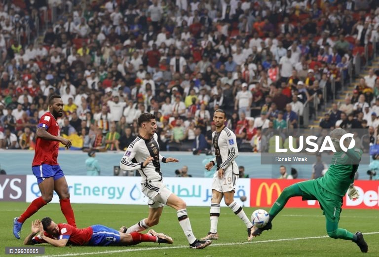 A Alemanha despediu-se do Mundial no Qatar mesmo tendo vencido por 4-2 a Costa Rica, em jogo da terceira jornada do Grupo E. Os alemães terminam esta primeira fase com os mesmos pontos da Espanha, mas ficaram em desvantagem no desempate entre golos marcados e sofridos.