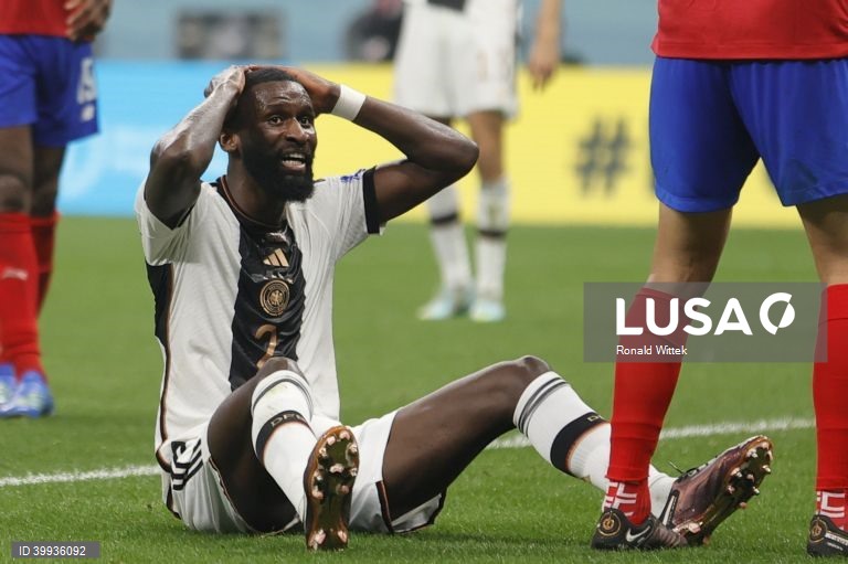A Alemanha despediu-se do Mundial no Qatar mesmo tendo vencido por 4-2 a Costa Rica, em jogo da terceira jornada do Grupo E. Os alemães terminam esta primeira fase com os mesmos pontos da Espanha, mas ficaram em desvantagem no desempate entre golos marcados e sofridos.