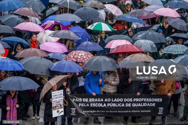 Greve nacional de professores por distritos: concentração em Braga