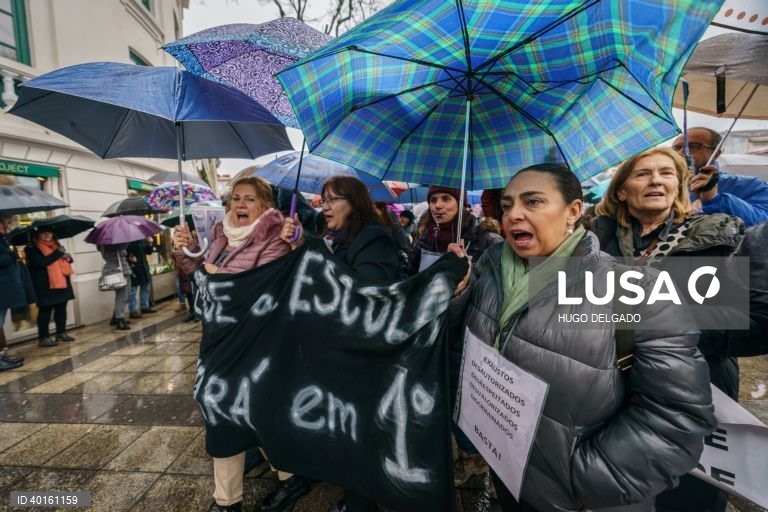 Greve nacional de professores por distritos: concentração em Braga