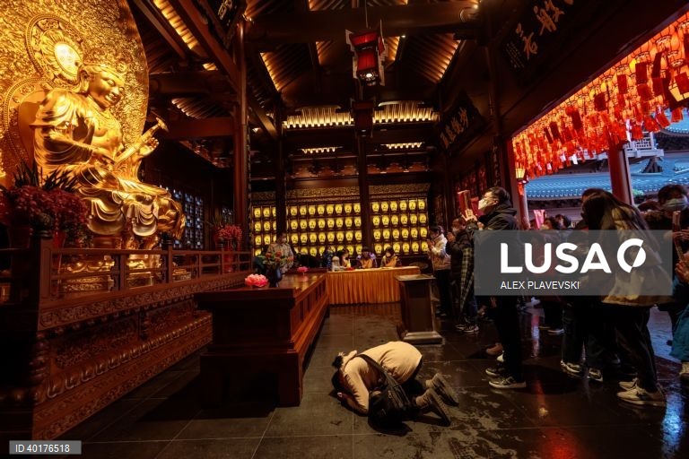 Xangai: Orações para o Ano Novo Chinês