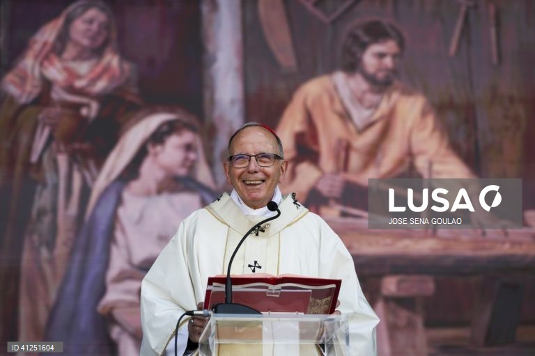 JMJ: Missa dos voluntários presidida pelo cardeal-patriarca de Lisboa, Manuel Clemente 