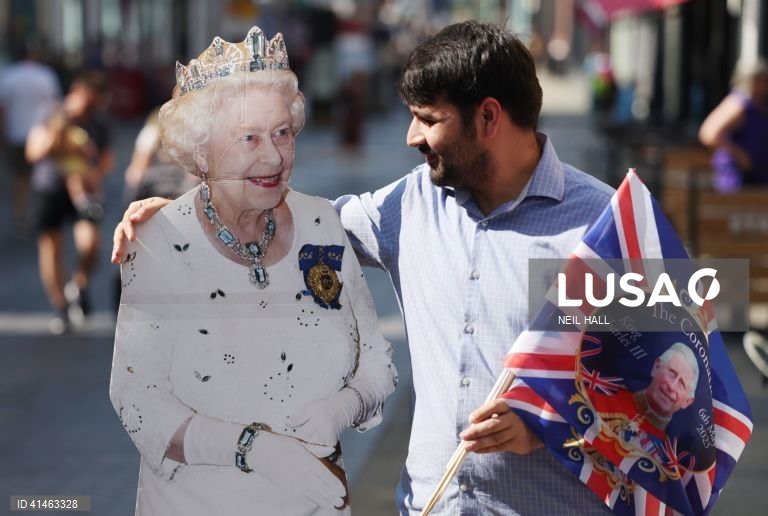 Reino Unido: Aniversário da morte da Rainha Isabel II