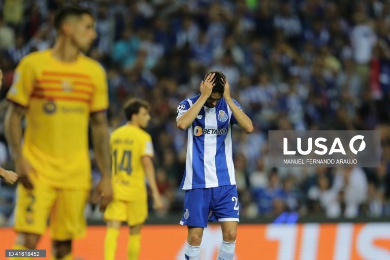 FC Porto’s João \Mário (C) reacts during their UEFA Champions League Group H soccer match against FC Barcelona, at Dragao stadium, Porto, Portugal, 4th October 2023, MANUEL FERNANDO ARAUJO/LUSA
