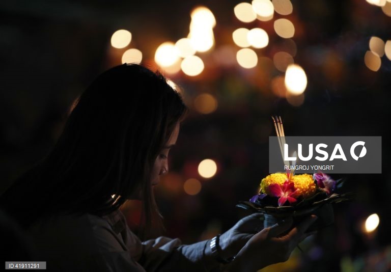 Tailândia: Festival Loy Krathong em Banguecoque