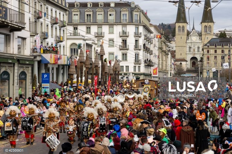 Início do carnaval em Lucerna