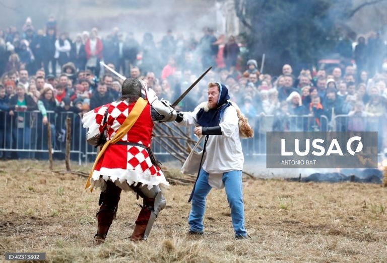Croácia: Encenação da Revolta dos Camponeses de 1573 em Donja Stubica