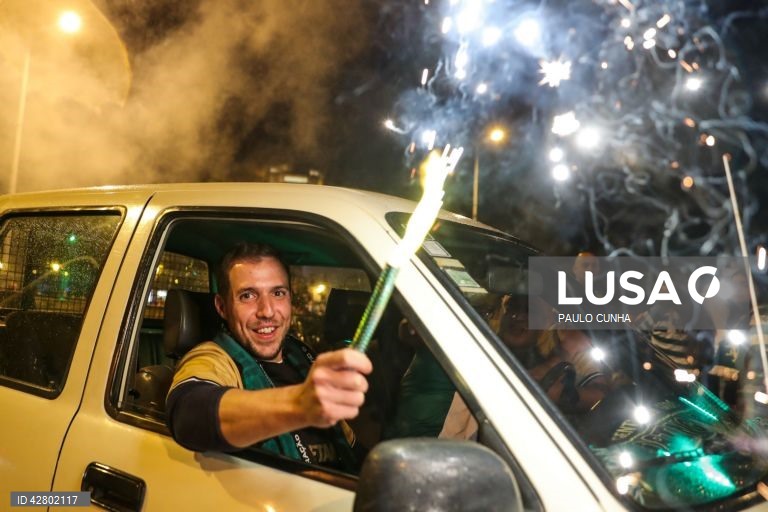 Futebol: Sporting festeja a conquista do título