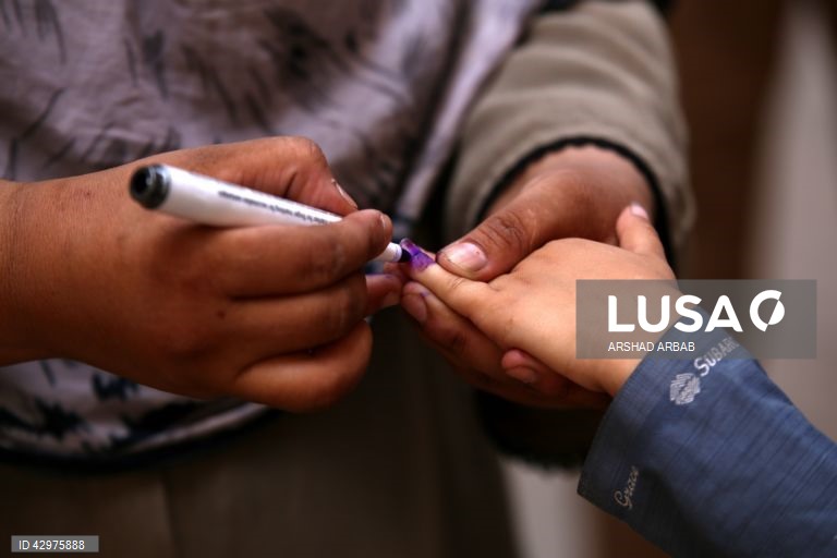 Campanha de vacinação contra a poliomielite no Paquistão