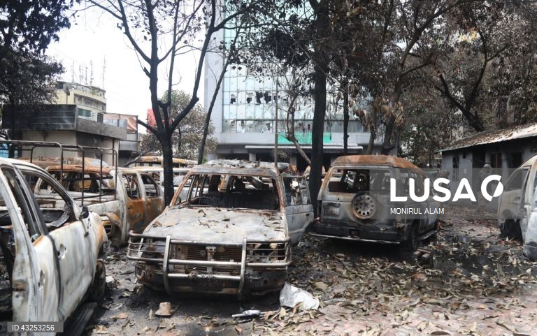 Bangladesh: recolher obrigatório em todo o país