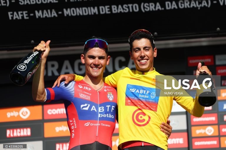 Penedono: 5.ª etapa da 5.ª Volta a Portugal
