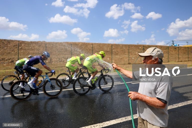 Penedono: 5.ª etapa da 5.ª Volta a Portugal
