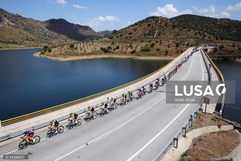 Penedono: 5.ª etapa da 5.ª Volta a Portugal
