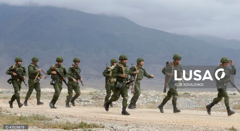 Quirguistão: Exercícios militares